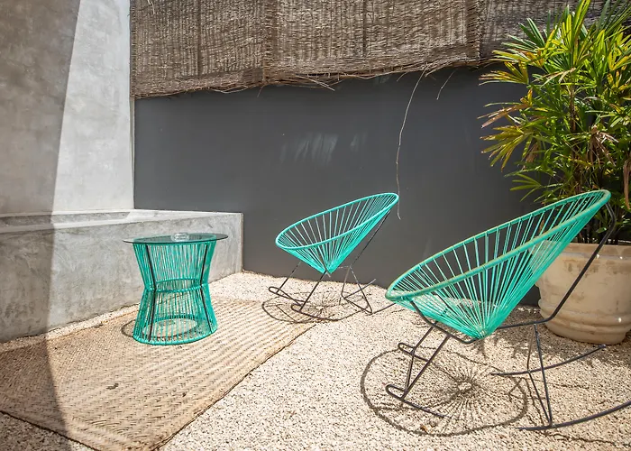 Turquoise (adults Only) 3*