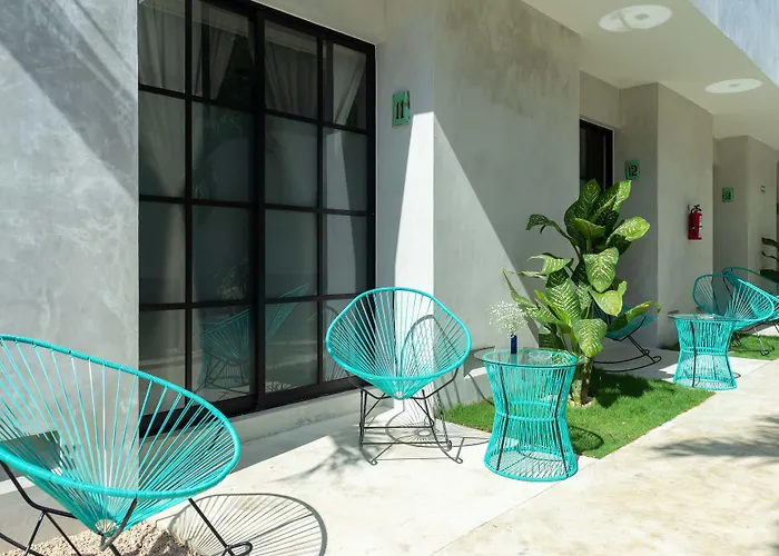 Turquoise (adults Only) 3*